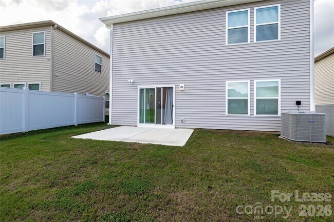 Building Photo - 309 Fairchild Wy