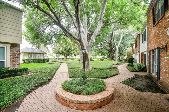 Building Photo - 2332 Winrock Blvd