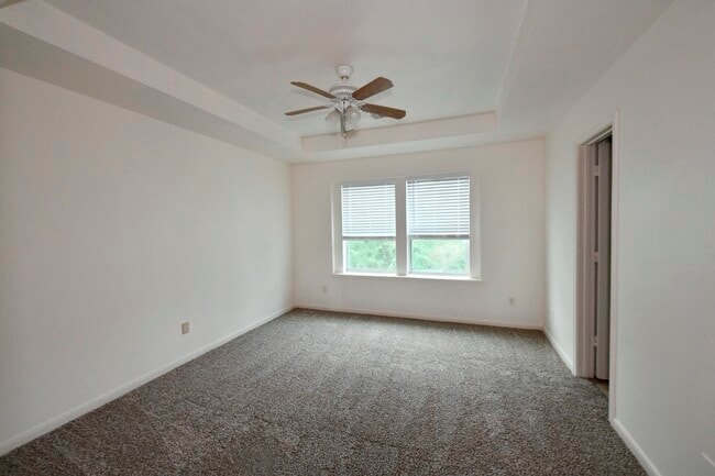 Building Photo - 13070 Lawsons Creek Ln