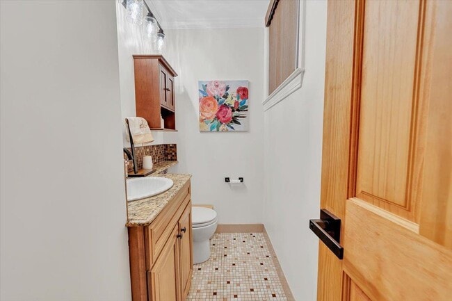 Building Photo - 375 Martling Ave