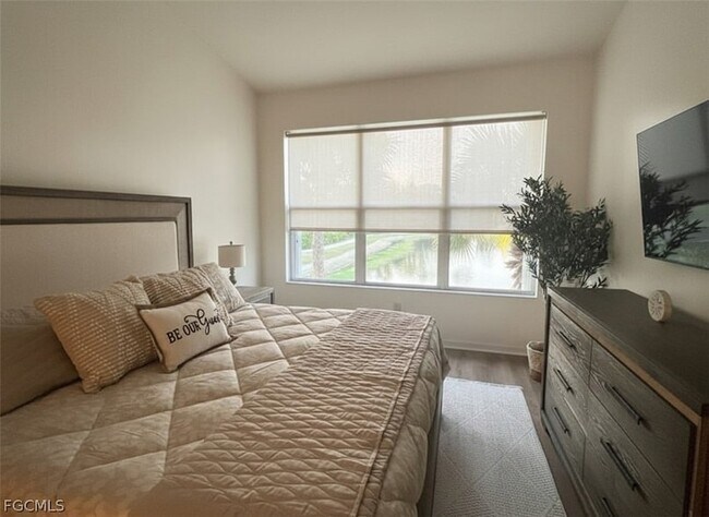 Building Photo - 11029 Mill Creek Way