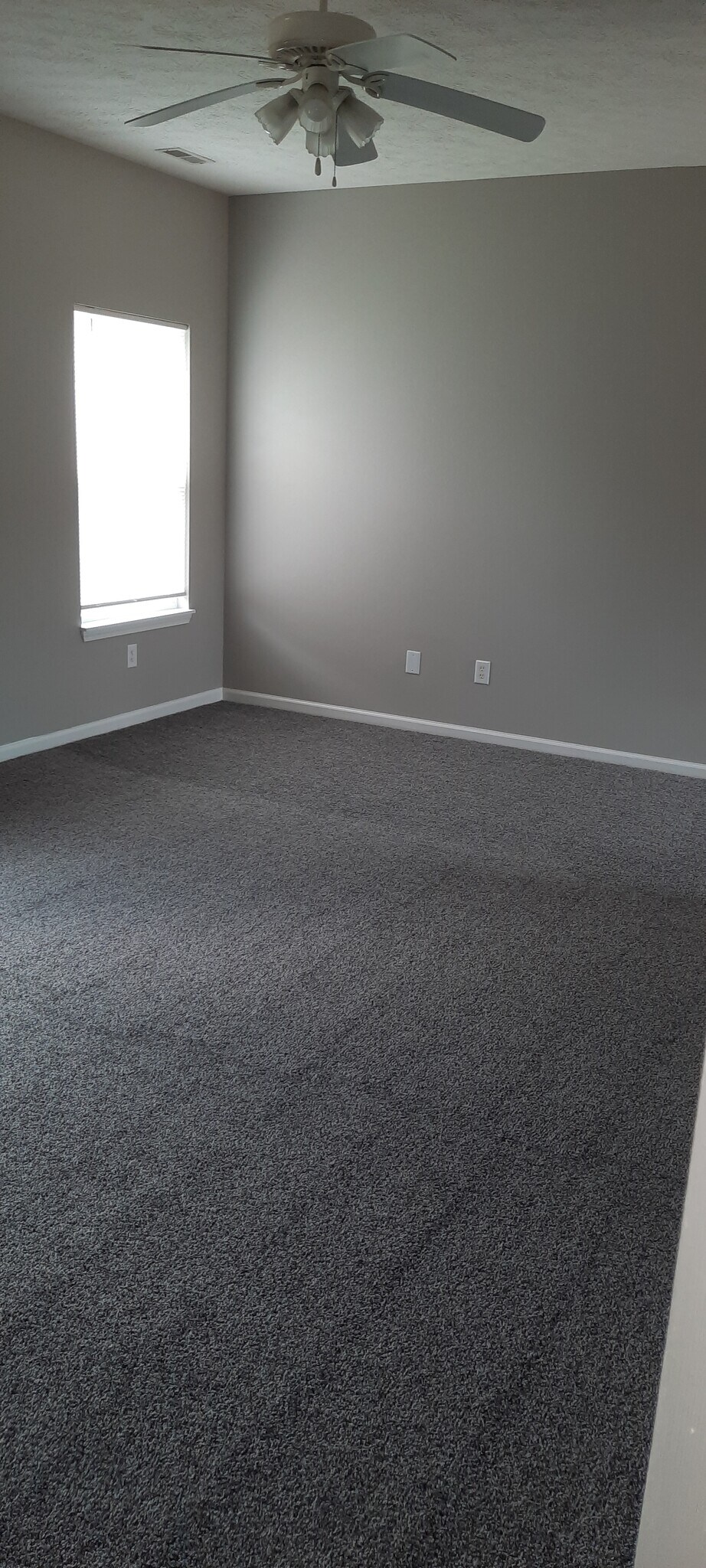 Building Photo - 3181 Stratus Ct