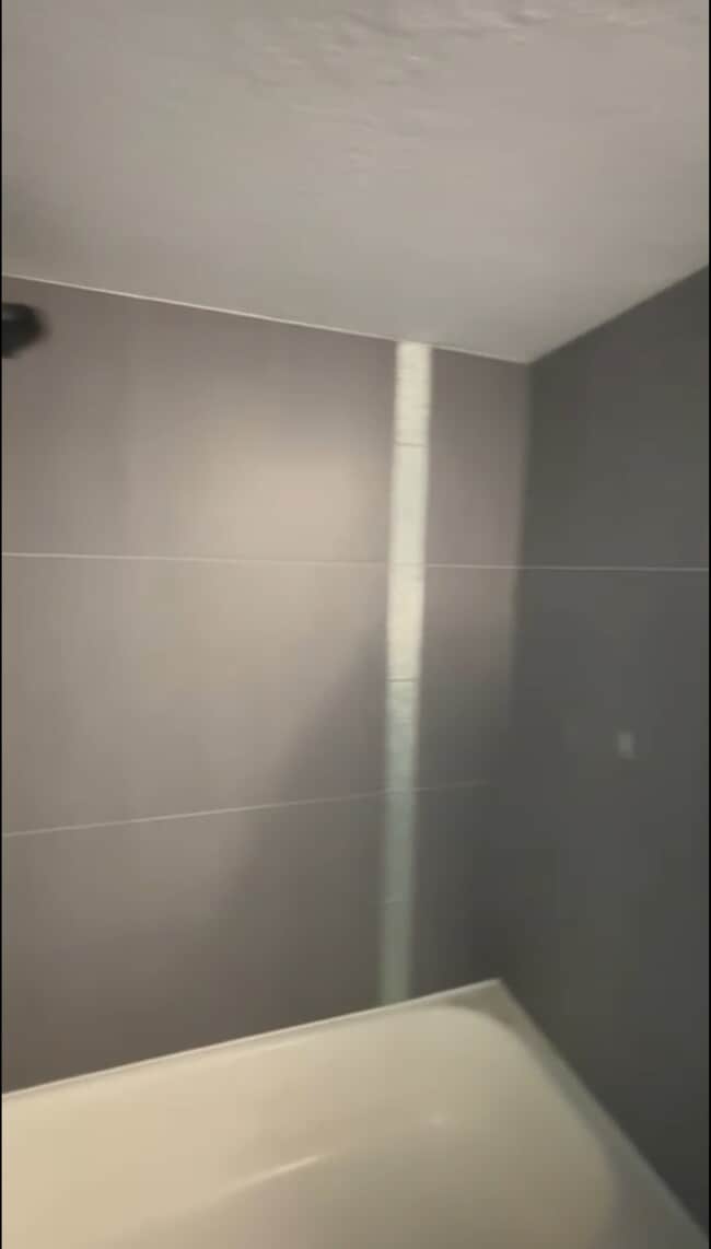 Building Photo - 4127 Dolphin Dr