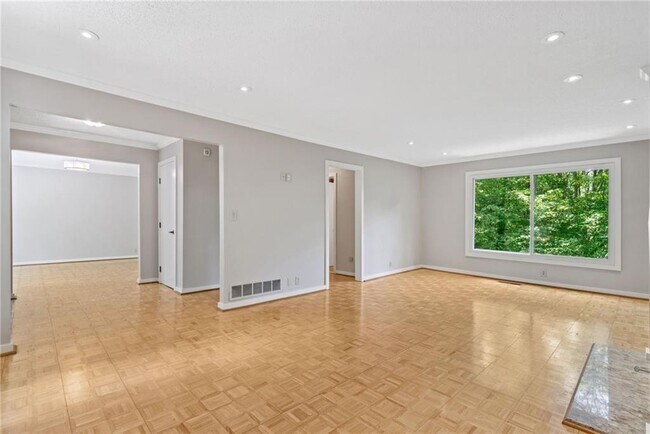 Building Photo - 2710 Margaret Mitchell Dr NW