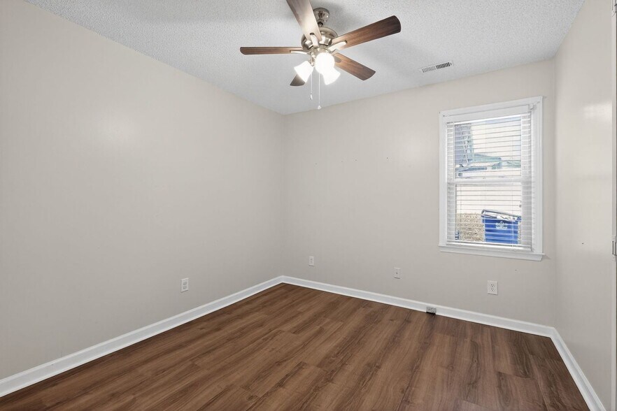 Building Photo - 1186 Stixfield Ct