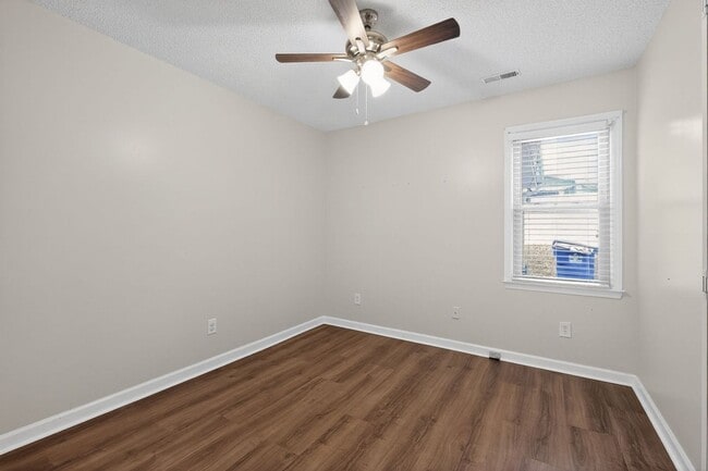 Building Photo - 1186 Stixfield Ct