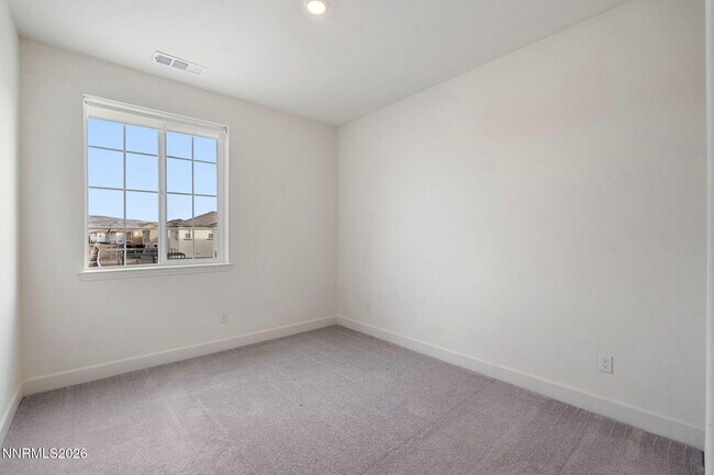 Building Photo - 6747 Ronaldinho Dr