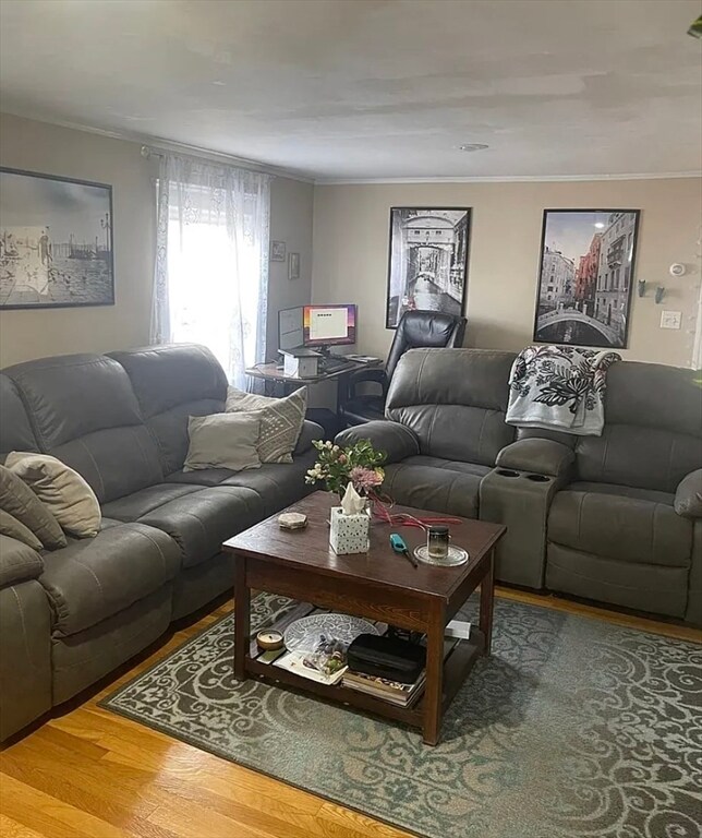 Building Photo - 38-40 Apthorp St