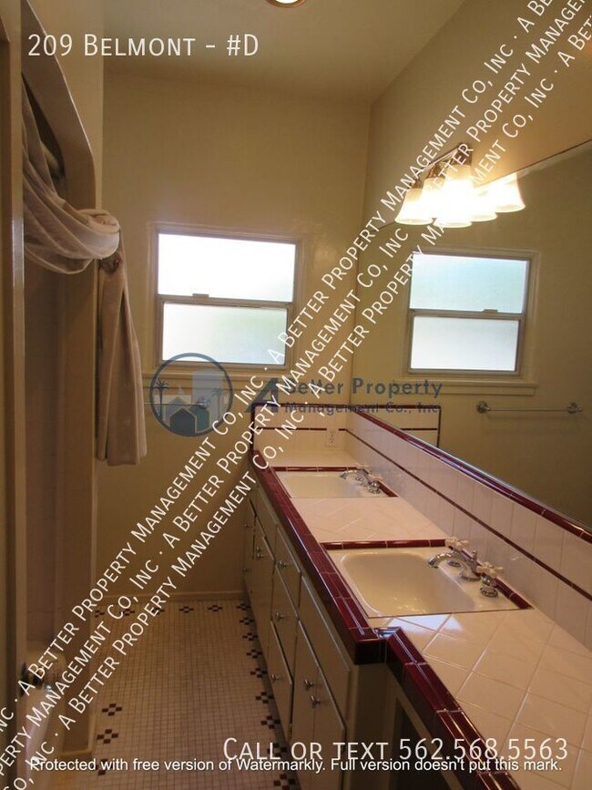 Building Photo - 209 Belmont-#D