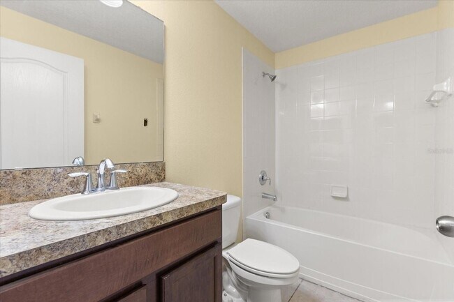 Building Photo - 326 Carina Cir