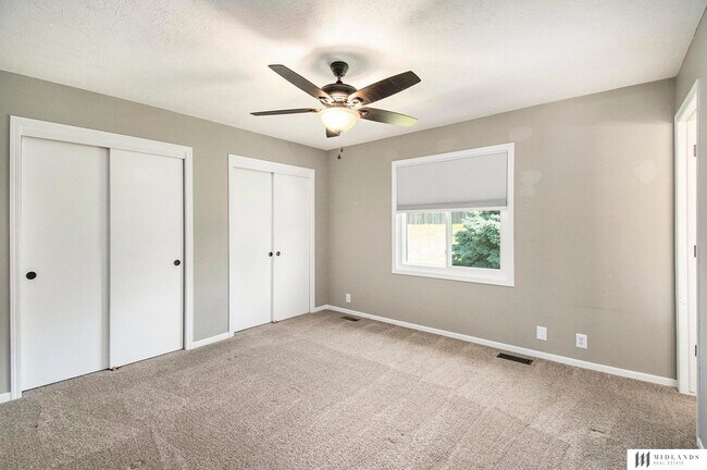 Building Photo - 3408 Sheridan Cir