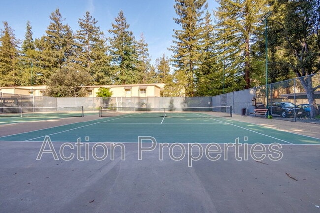 Building Photo - 505 Cypress Point Dr