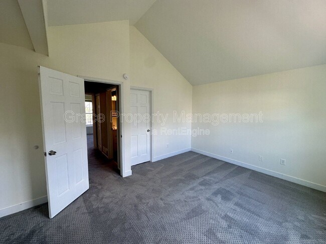 Building Photo - 9616 W Chatfield Ave