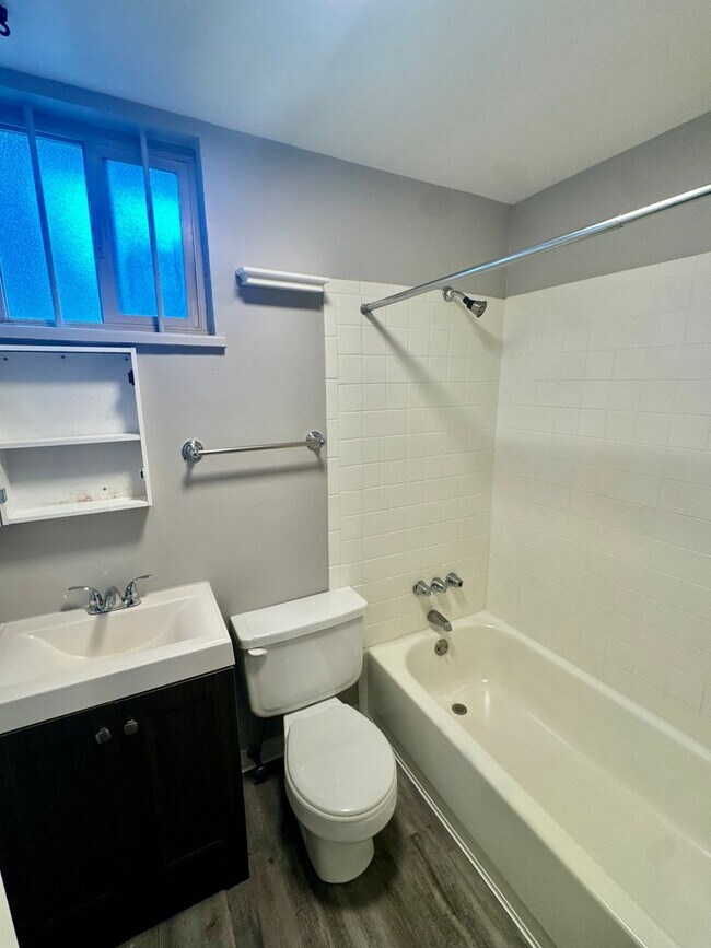 Interior Photo - 30th Ave