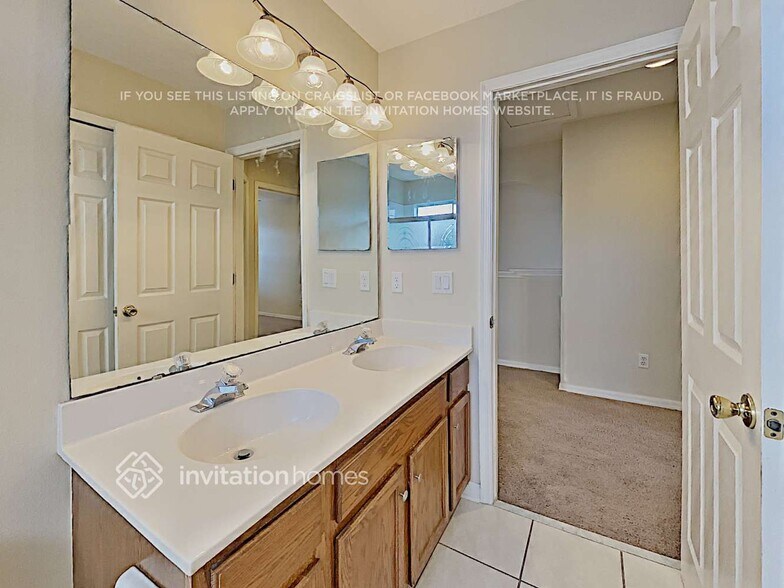 Building Photo - 4866 Native Dancer Ln