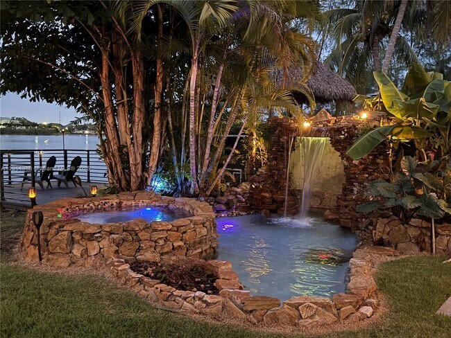 Primary Photo - 7521 SW 56th St