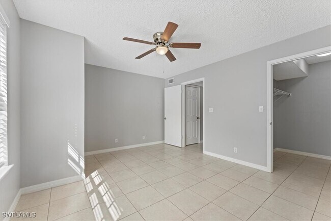 Building Photo - 2033 Rookery Bay Dr