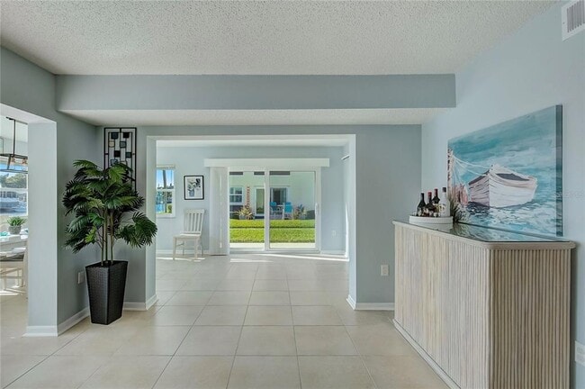 Building Photo - 4518 Garnet Dr