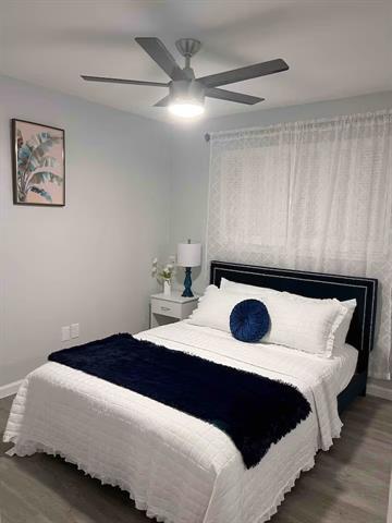 Building Photo - 1914 E Spring Valley Rd