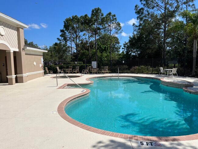 Building Photo - 1338 Grantham Dr