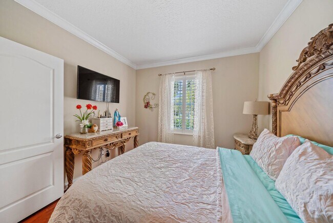 Building Photo - 2117 Tigris Dr