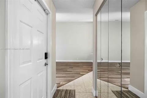 Building Photo - 8912 Thumbwood Cir