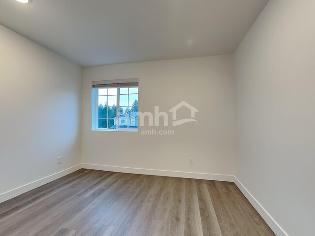 Building Photo - 9443 W Shumard St