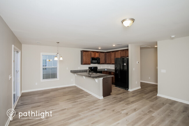 Building Photo - 420 Providence Plantation, Columbia, SC, 2...
