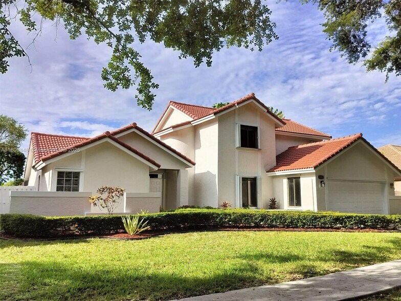 Primary Photo - 10401 NW 18th Dr