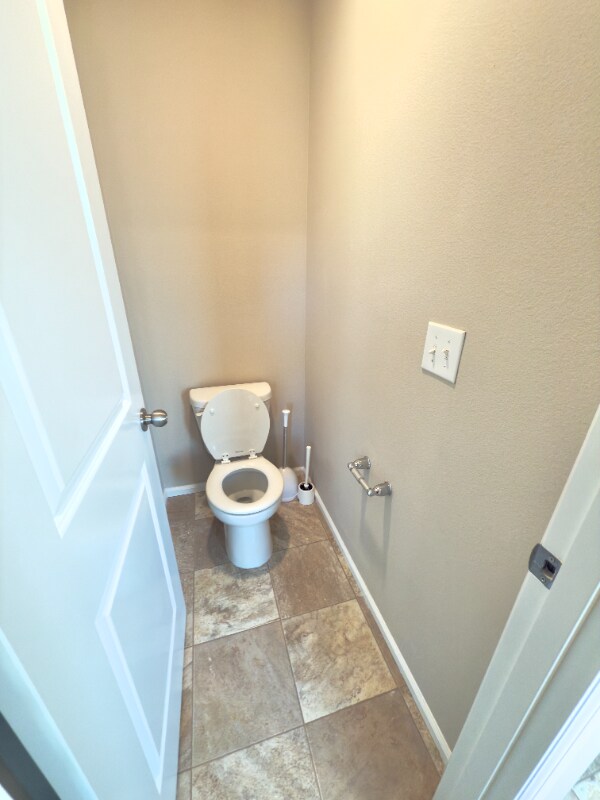 Building Photo - 3453 Juno St NE