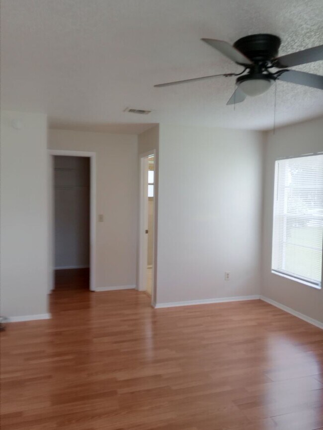 Building Photo - 2655 Sumba Ave
