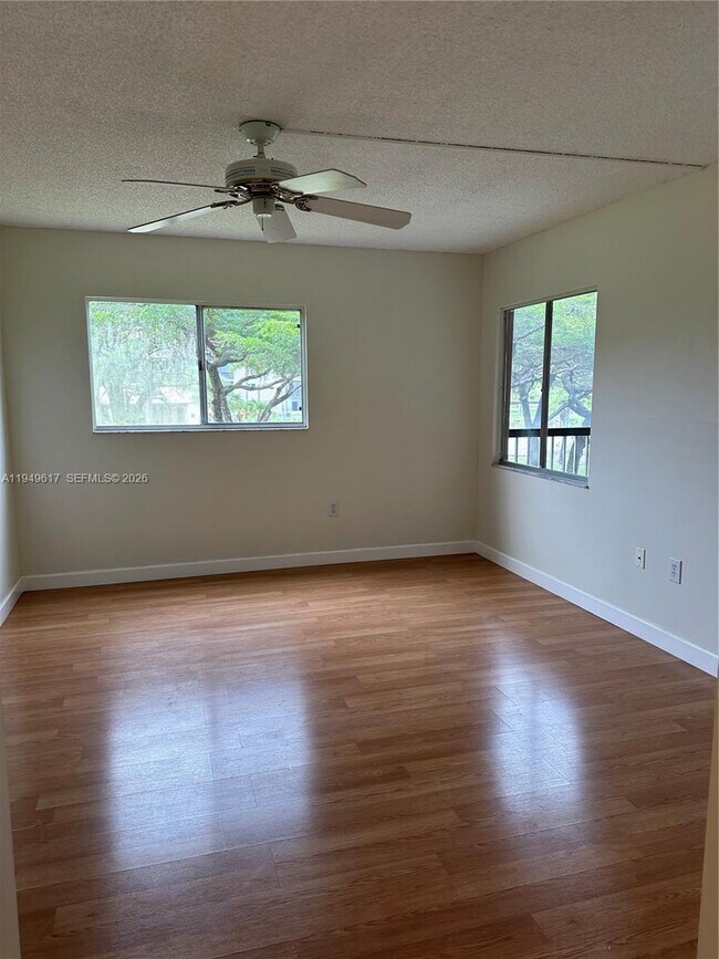 Building Photo - 12755 SW 16th Ct