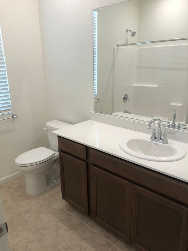 Building Photo - BEAUTIFUL FOLSOM HOME IN GATED COMMUNITY!!
