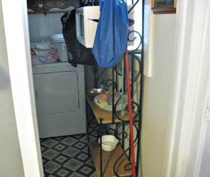 Dryer - 921 N 4th St