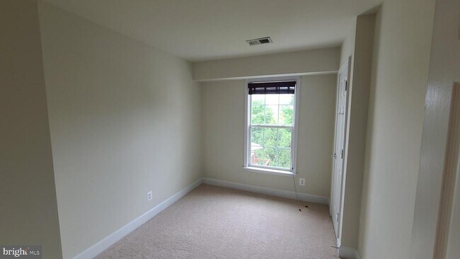 Building Photo - 42711 Wilmar Square