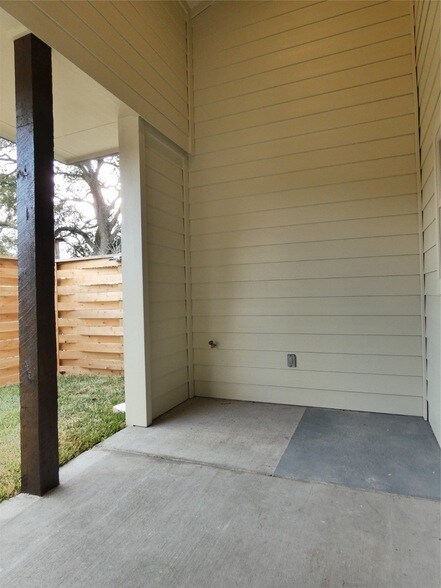 Building Photo - 4832 FM 2218 Rd