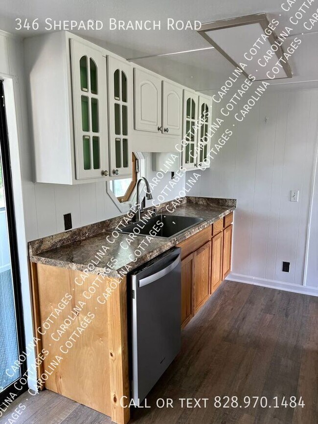 Building Photo - 346 Sheppard Branch Rd