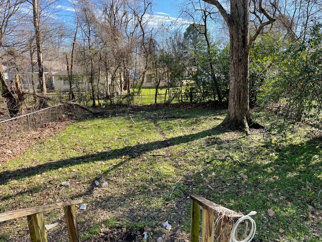 Building Photo - Remodeled 2 Bedroom Home in Caddo Heights