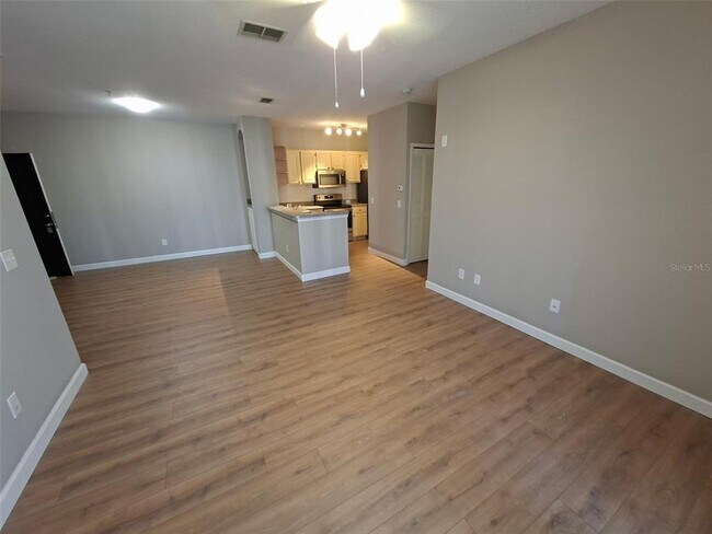 Building Photo - 2639 Maitland Crossing Way