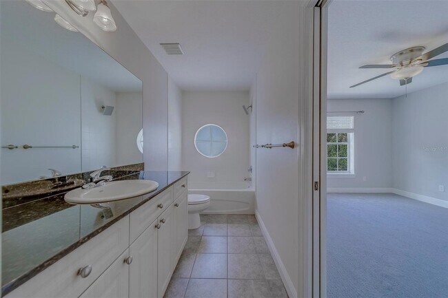 Building Photo - 270 Valencia Cir