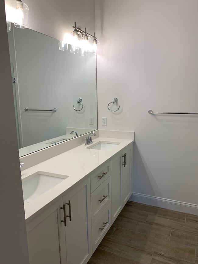 Building Photo - 3457 Medici Blvd