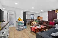 Building Photo - 2136 S Monroe St