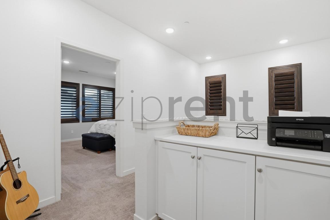 Building Photo - 1607 Jedediah Pl