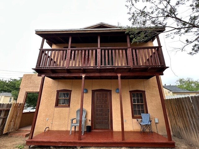 Building Photo - 12 Hillcrest Dr