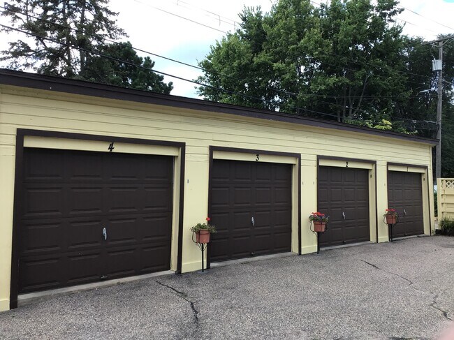 Building Photo - 2726 DuPont Ave S