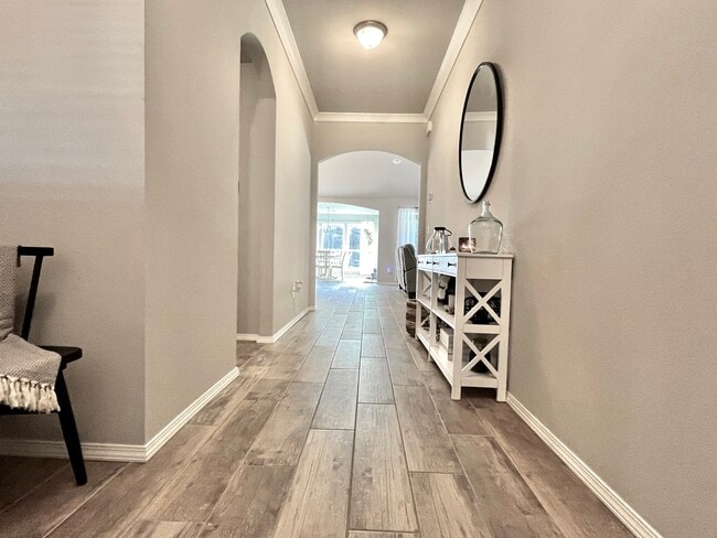 Building Photo - 1808 E. Van Buren PL.