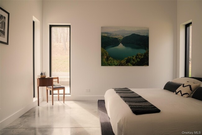 Building Photo - 279 Tompkins Rd