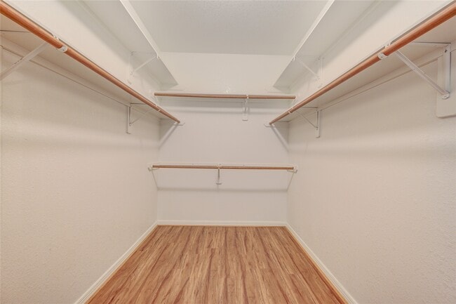 Building Photo - 22514 Jutewood Ln