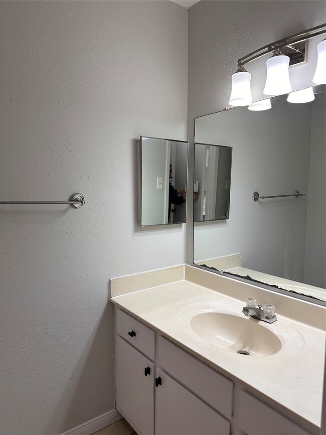 Building Photo - 8801 Hammerly Blvd