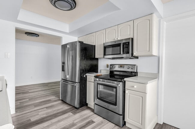 Building Photo - 22674 Family Cir